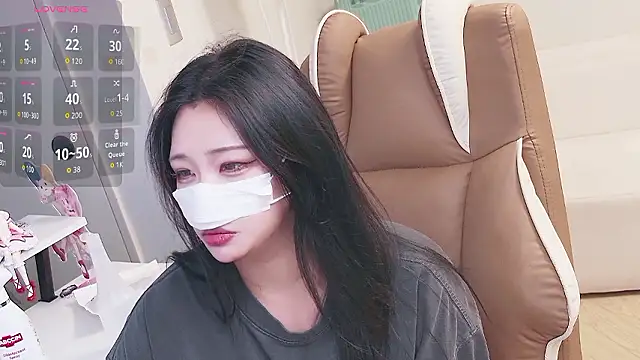 Milk_Sola webcam