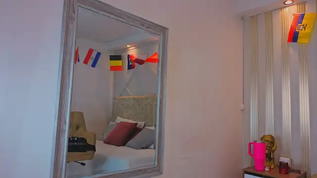 amara_queen_ webcam
