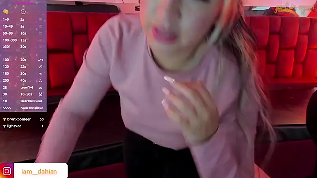 Dahiana_Dmour_ webcam
