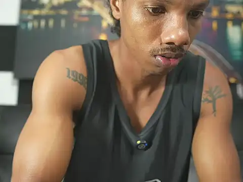 Josh_fit7 webcam