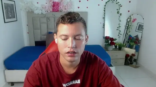 sven_fox723 webcam