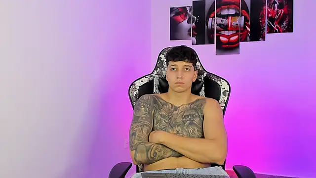 eithan_boy_ webcam