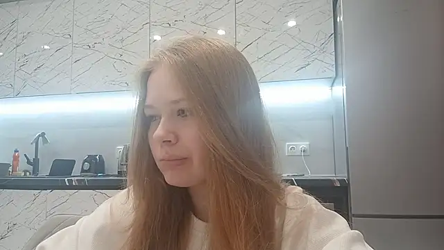 KarinaBestie webcam