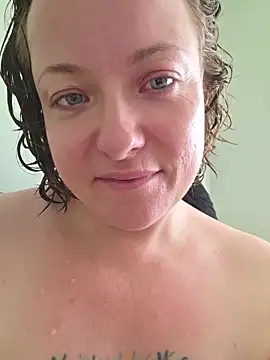 julimonroe webcam