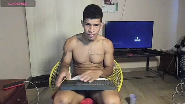 antonio_aguilarx webcam