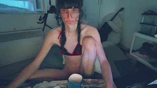 CeriseLapine Live Webcam on Stripchat