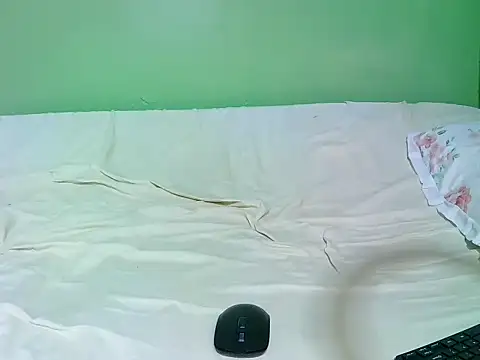 celia_luna webcam