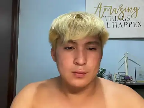 Kingdirtyfog live cam on StripChat