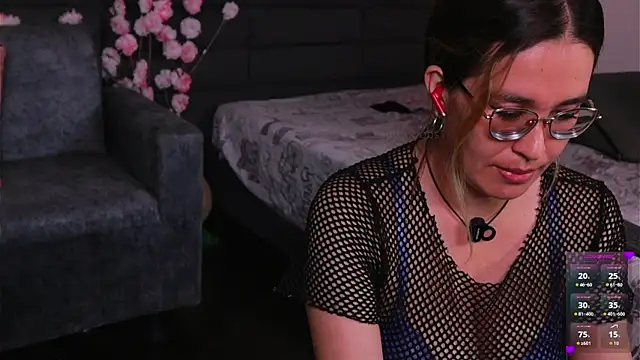 kathieandpovcock1 webcam