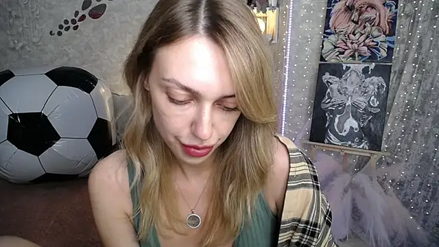 Watch NickyAdamidi live on EroticFlix - High definition streams
