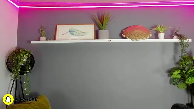 Kira_Exe_ webcam