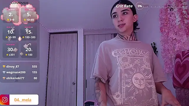 naomi_femme webcam