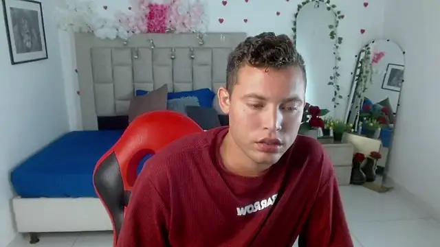 sven_fox723 webcam