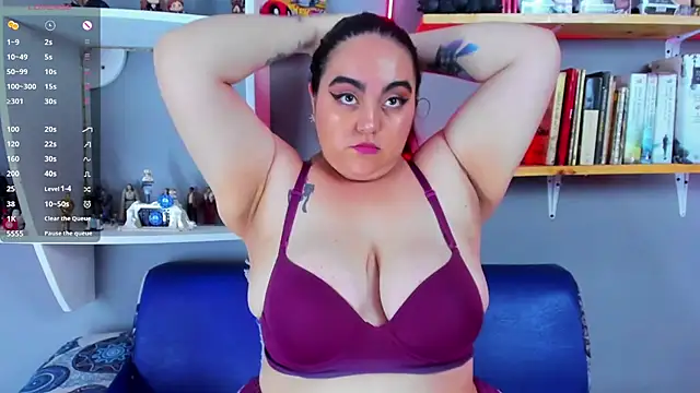 annie_sweetx (F young) - spanks big ass