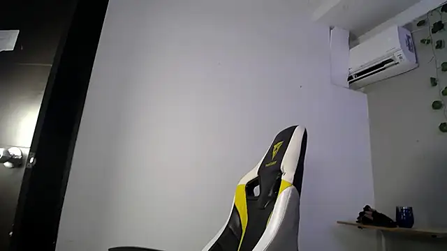 luxury_group webcam