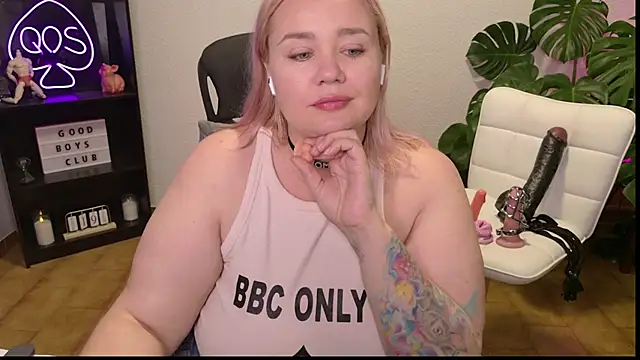 MargotGrey webcam