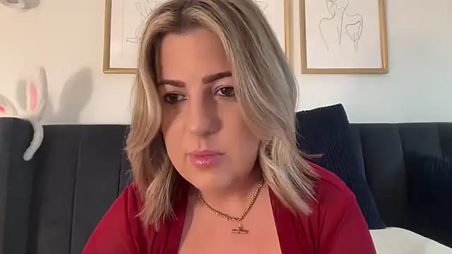 MsBelleWarick webcam