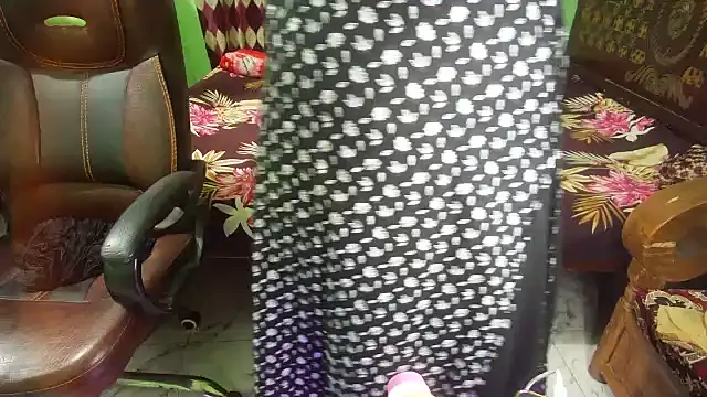 BengaliQueenStar webcam