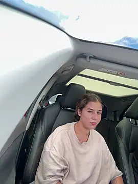 AllieYourGirl webcam
