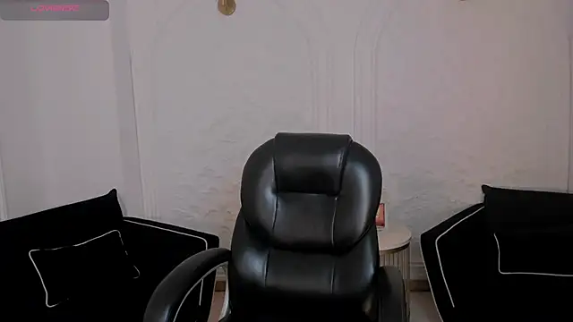 NatalieLewis webcam