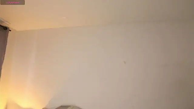 Velvet_Raze live cam on StripChat