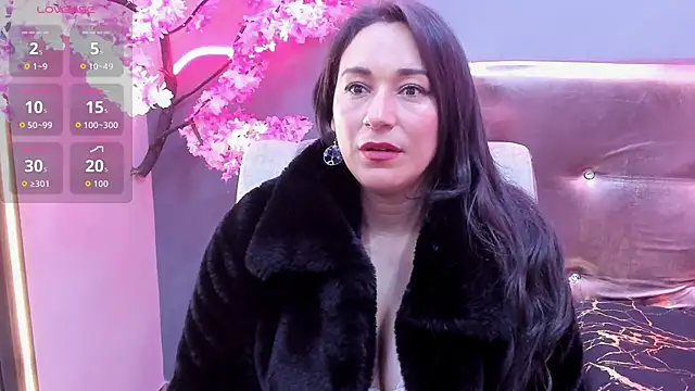 Watch Elizabeth_bennett live on EroticFlix - High definition streams