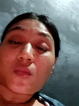 Rayya_4yy webcam