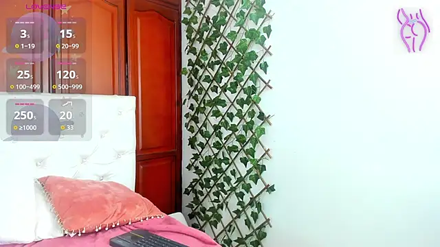 Andrea_Williams24 webcam