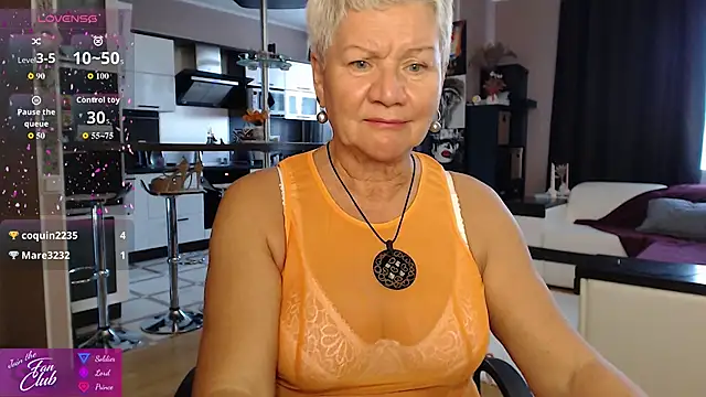 Watch roxana_brooks live on EroticFlix - High definition streams