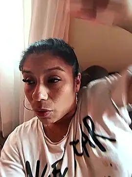 AngelicaStorms webcam