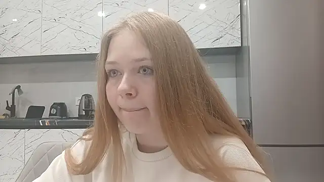 KarinaBestie webcam