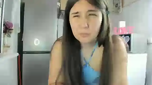 Mia_Marrone webcam