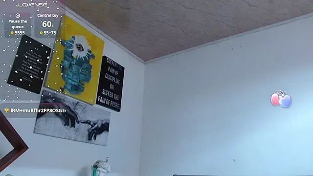 ZoeBakers_ webcam