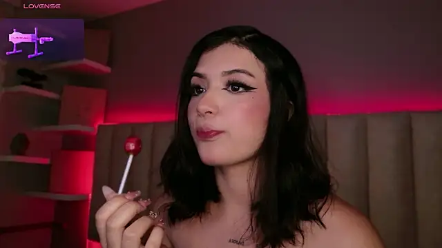 Watch Megan_mooree_ live on EroticFlix - High definition streams