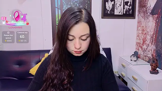 Watch Eva_Roussell live on EroticFlix - High definition streams