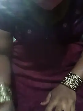 Watch tamilkaviya431 live on EroticFlix - High definition streams