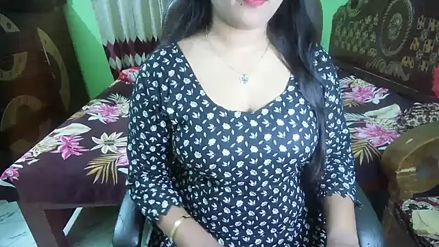 BengaliQueenStar webcam