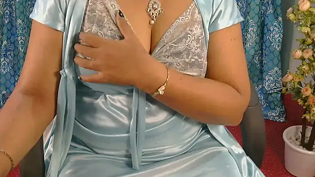 Mallu_Manisha webcam