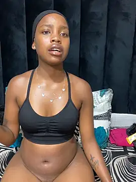 Littlebunny33 webcam