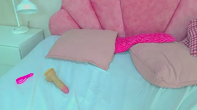 MyApril__ webcam