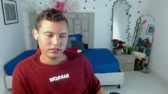 sven_fox723 webcam