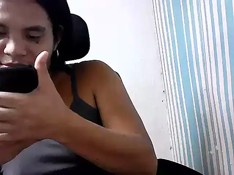 bj_l0ve webcam