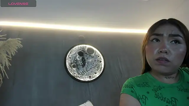 zakia_nighy webcam