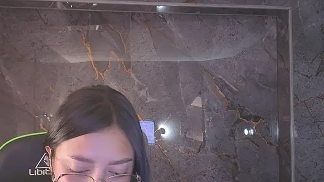 mia_velvet_cn webcam