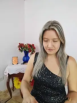 valeriahunter1 webcam