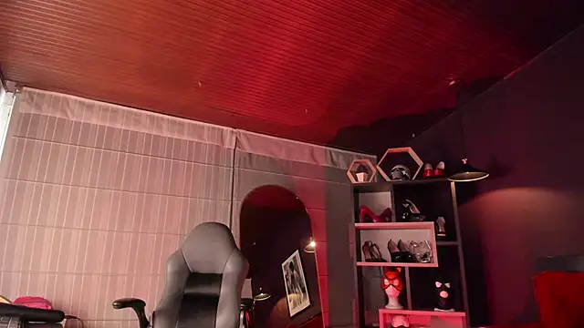 Moony_14 webcam