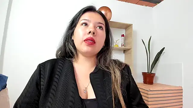 LinaBrowm webcam