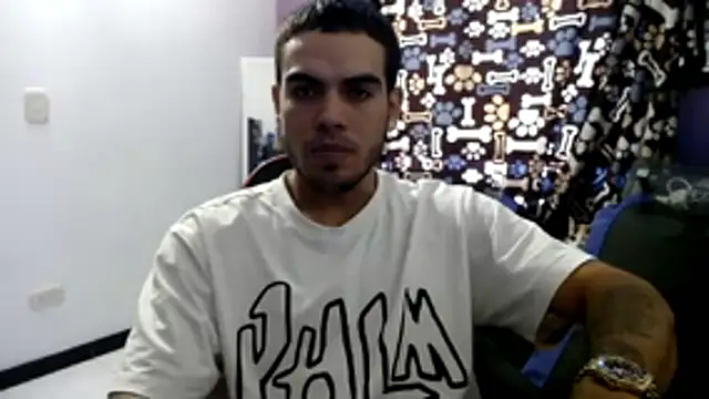 mikee_scooth webcam