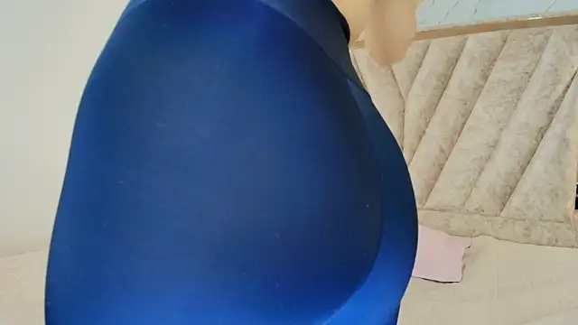 Amelie_saenz webcam