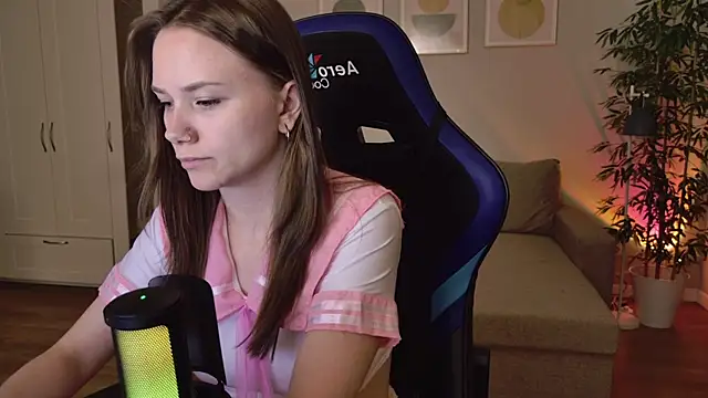 alexa_feels_ webcam